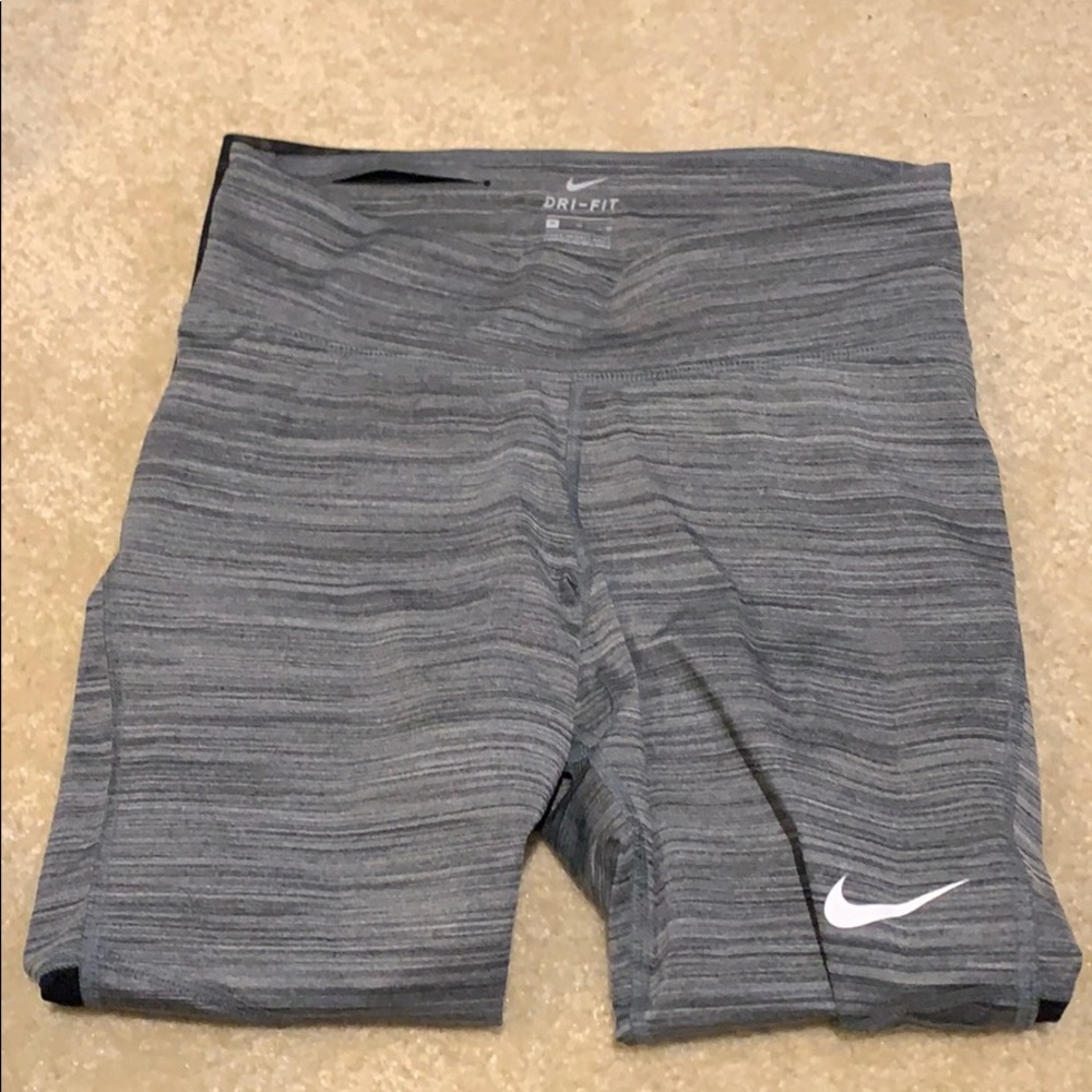 Nike drifit leggings
